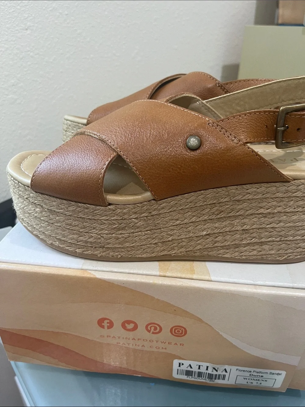 Portland Leather  Patina Tan Crisscross Leather Slingback Sandals size 7.5 NWB